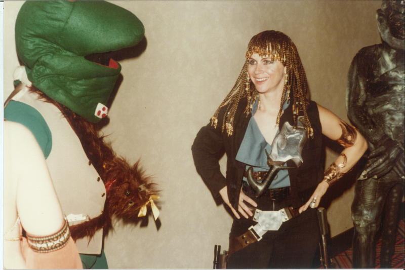 Illustration for article titled Scenes from a Los Angeles scifi convention, 32 years ago